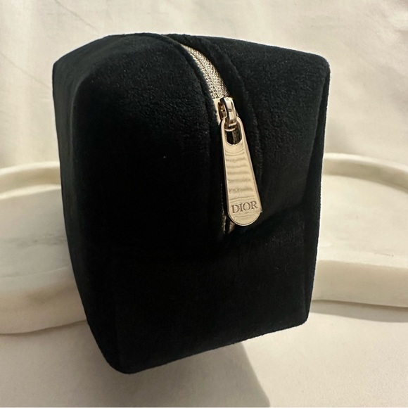 Dior Prestige Pouch Set - Picture 4 of 9